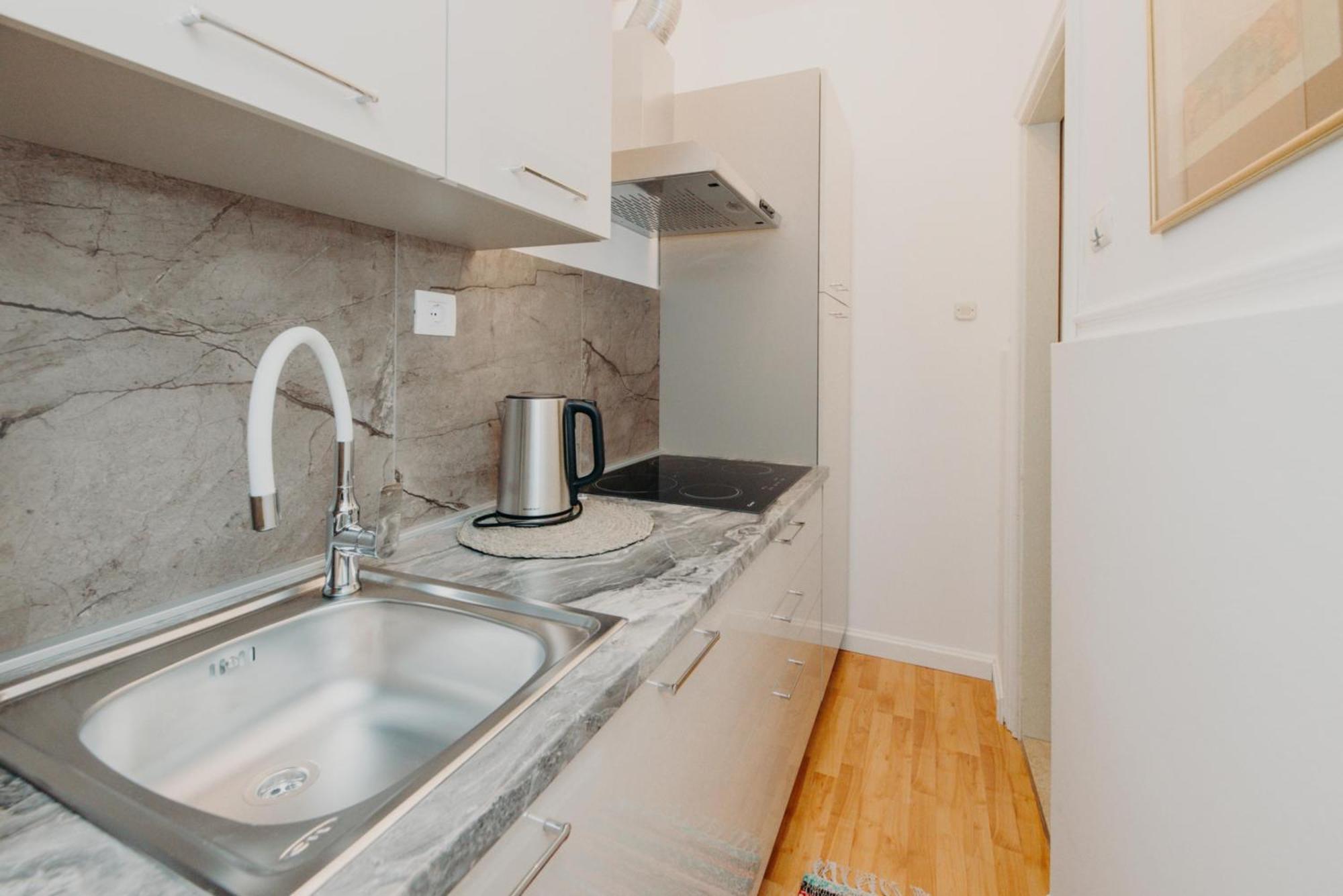Rooms And Studios Villa Rossella 2 Rovinj Exterior photo