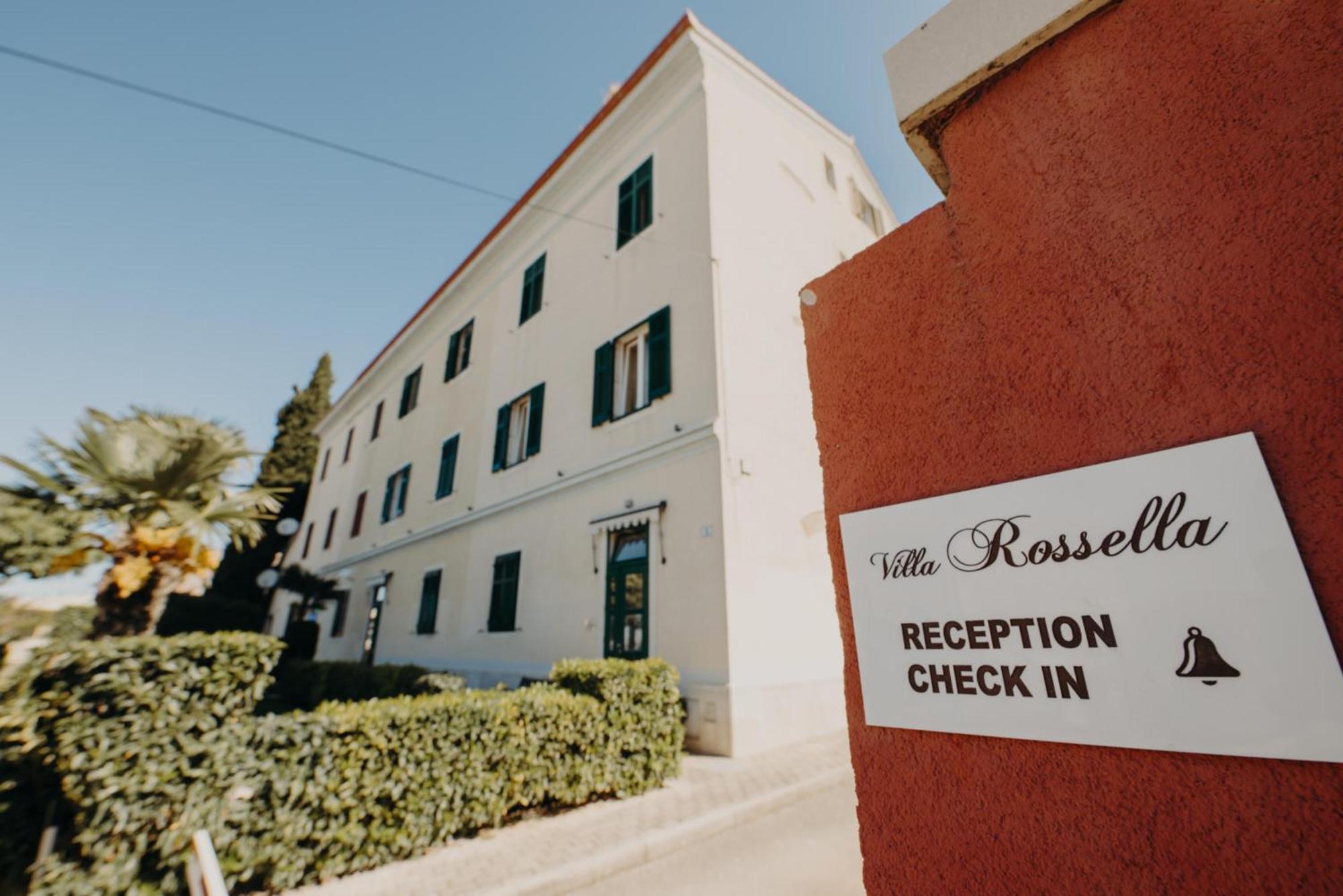 Rooms And Studios Villa Rossella 2 Rovinj Exterior photo