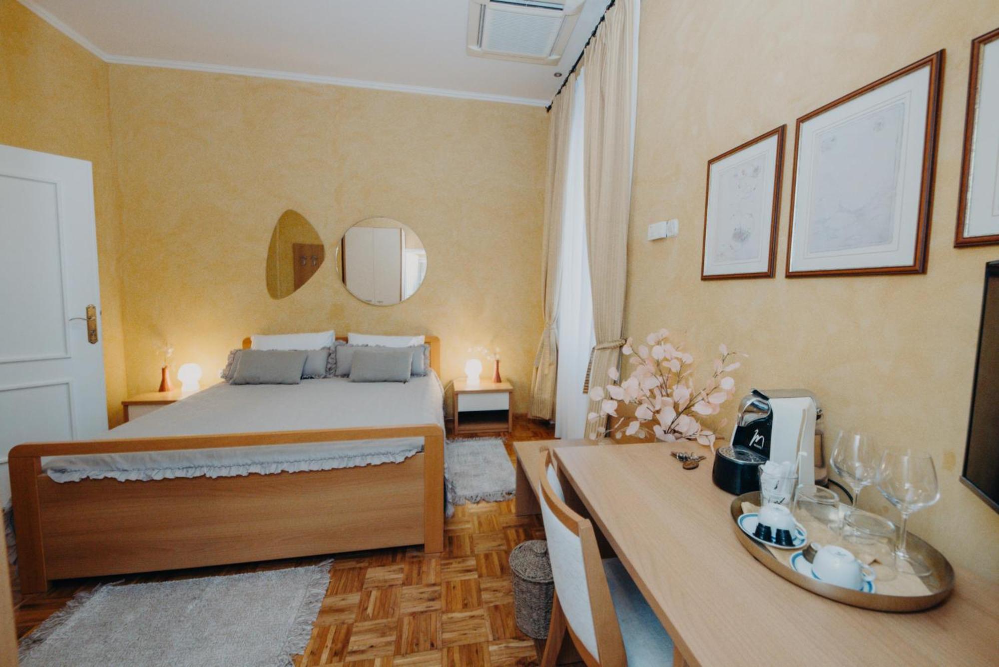 Rooms And Studios Villa Rossella 2 Rovinj Room photo